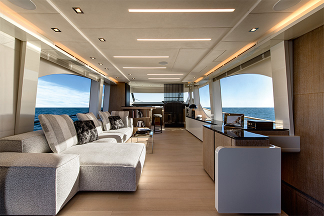 Monte Carlo Yachts MCY 70