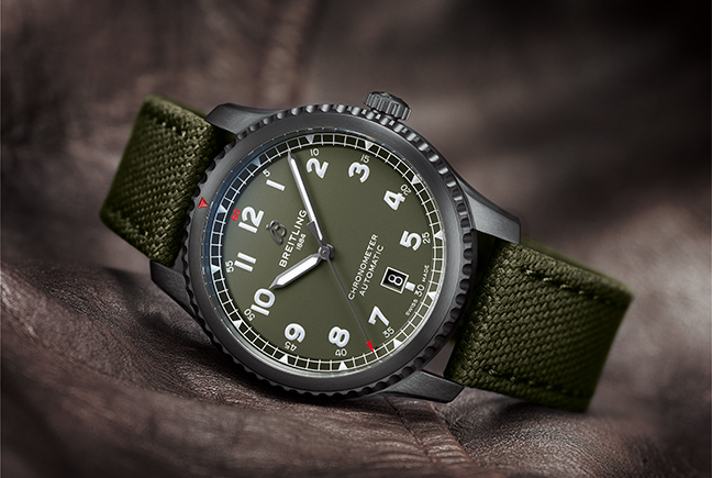 Breitling Aviator 8 Curtiss Warhawk