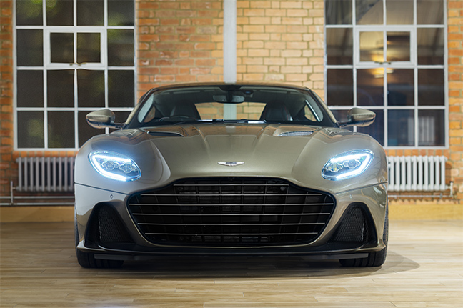 Aston Martin DBS Superleggera - Aux services secrets de Sa Majesté