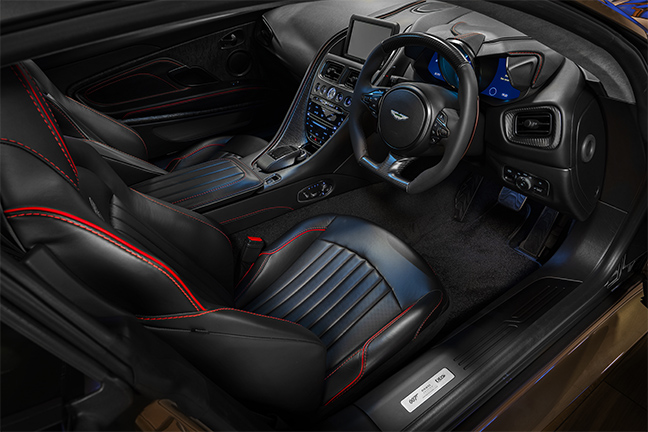 Aston Martin DBS Superleggera - Aux services secrets de Sa Majesté