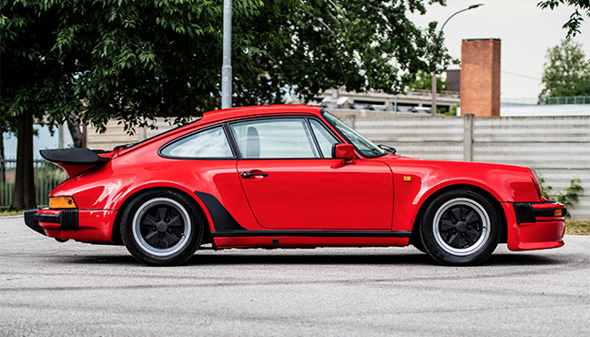 Porsche 911 Turbo Groupe B