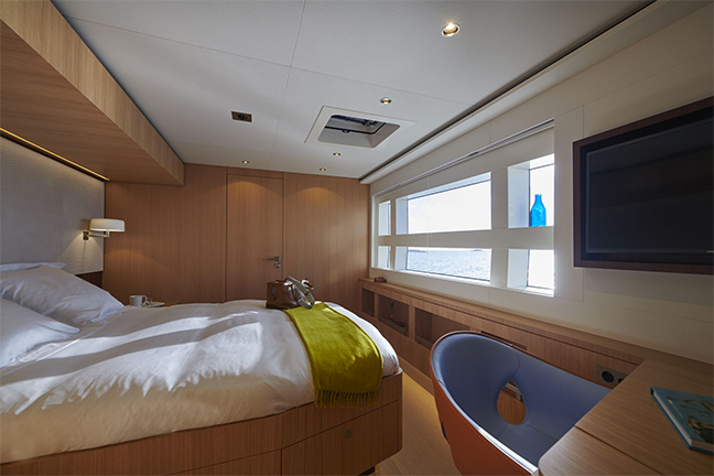 JFA Yachts Long Island Power 78' 4Ever