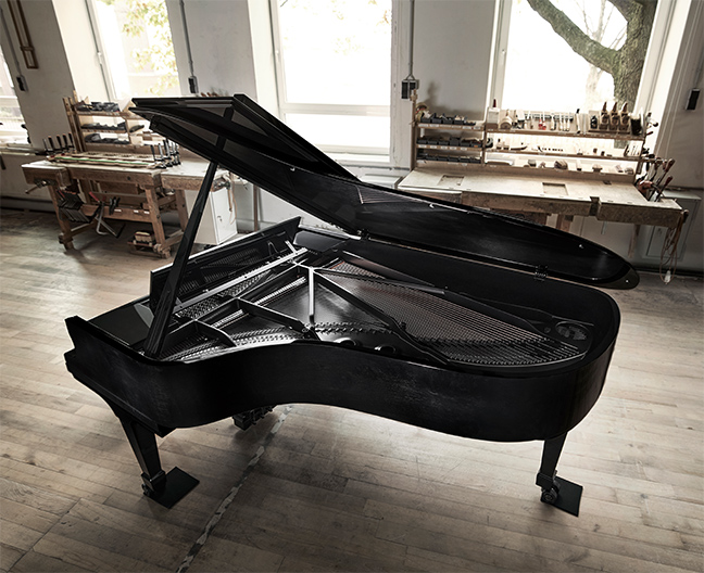 Steinway & Sons Black Masterpiece
