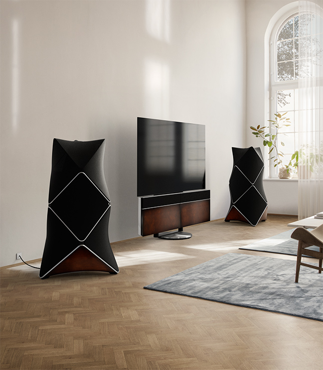 Berluti x Bang & Olufsen