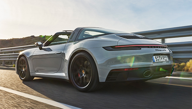 Porsche 911 GTS