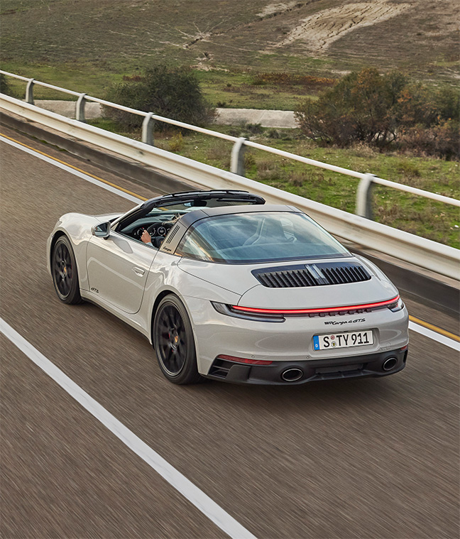 Porsche 911 GTS