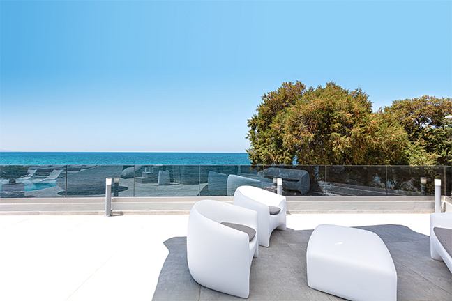 Vondom - Hermès Grand Luxury Beachfront Villa & Spa