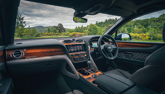 Bentley Bentayga Hybrid - The Macallan Estate