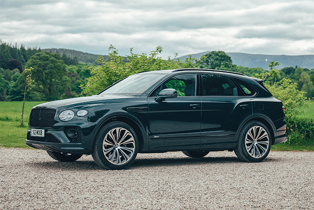 Bentley Bentayga Hybrid - The Macallan Estate