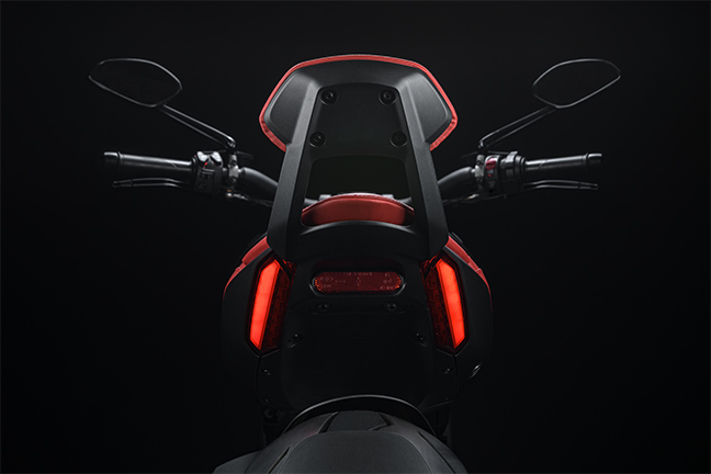 Ducati Xdiavel Nera