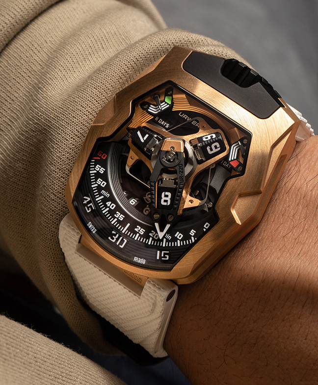 Urwerk UR-220 Red Gold