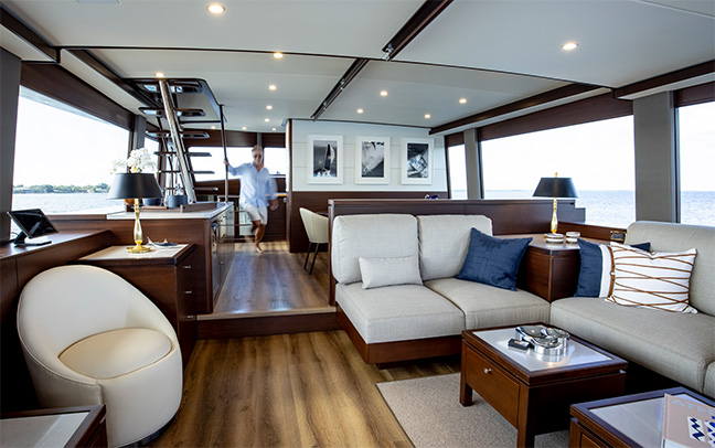 Grand Banks 85