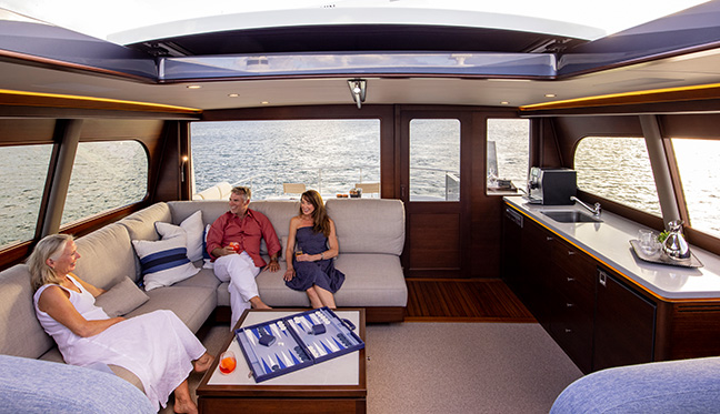 Grand Banks 85