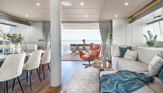 Sunreef 60 Eco Surreal