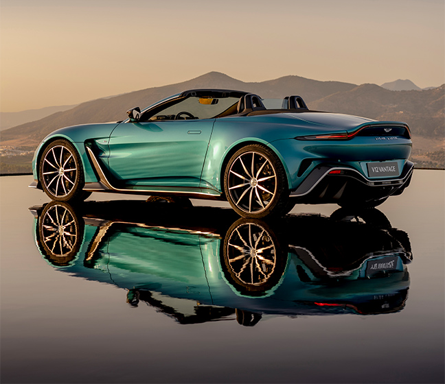 Aston Martin V12 Vantage Roadster