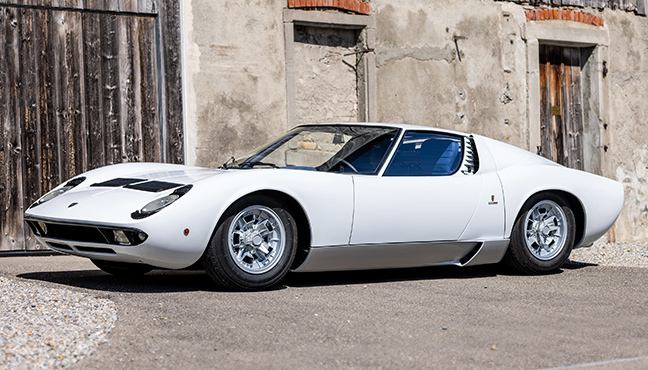 Lamborghini Miura P400