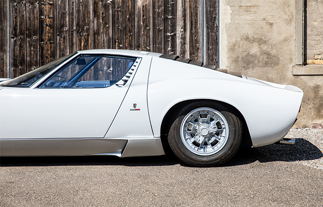 Lamborghini Miura P400