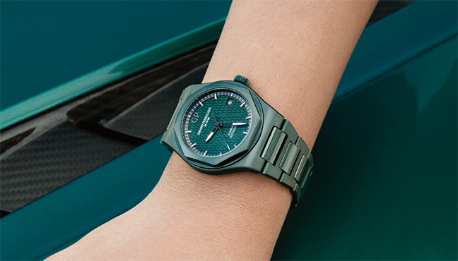 Girard-Perregaux Laureato Green Ceramic Aston Martin Edition