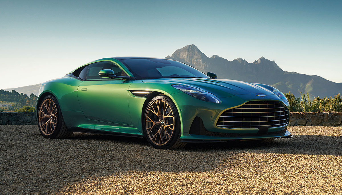 Aston Martin DB12 : une nouvelle ère pour la marque britannique