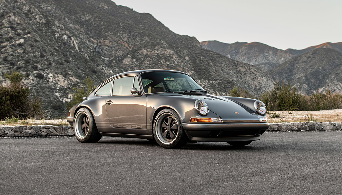 Une Porsche 911 de 1991 modifiée par Singer en vente à Monterey