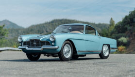 Une sublime Aston Martin DB2/4 Coupé par Bertone de 1954 en vente à Ne...