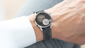 Cadrans fumés et platines guillochées pour la montre Tribute 1 d'Armin...