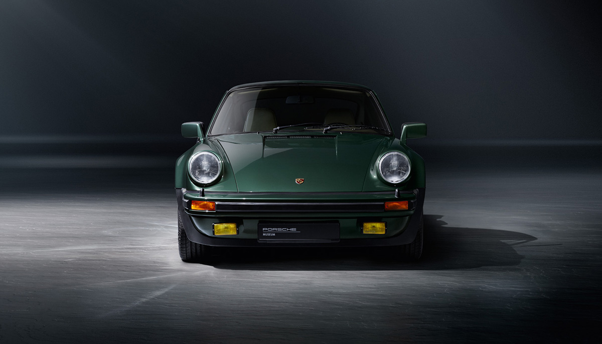 Porsche célèbre les 50 ans du label Turbo au salon Rétromobile