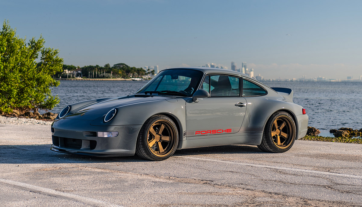 Une Porsche 911 Remastered by Gunther Werks à Miami