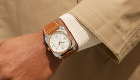 BR 03 White Steel & Gold