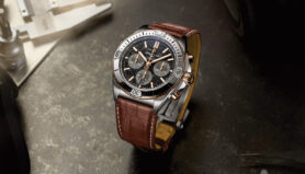Chronomat B01 42 Triumph