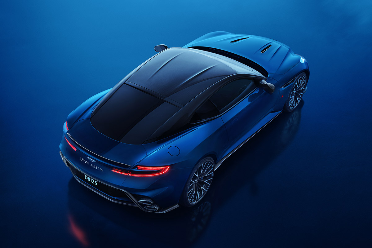 Aston Martin DB12 S