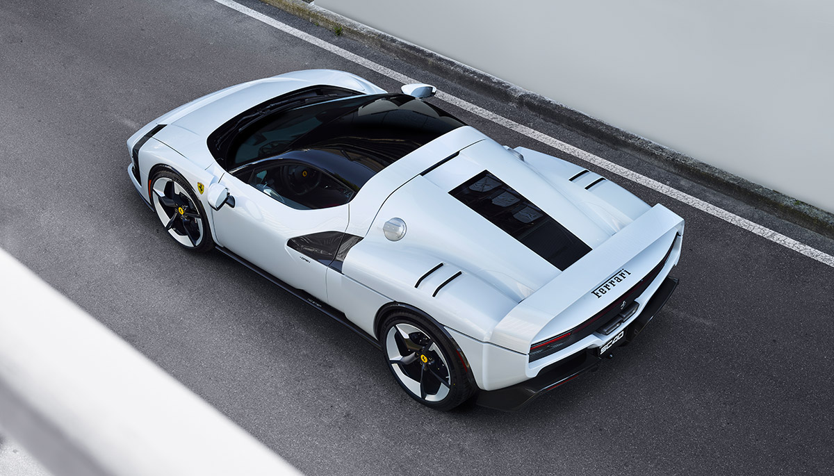 Ferrari SC40