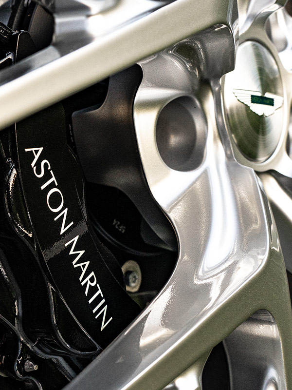 Aston Martin Vanquish