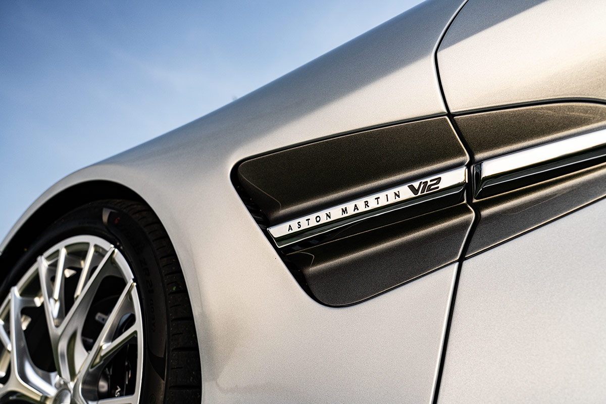 Aston Martin Vanquish