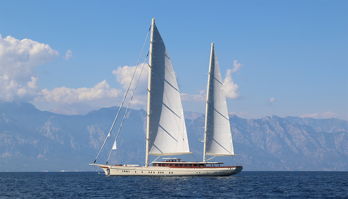 Ares Yachts : premières images des essais en mer de Simena