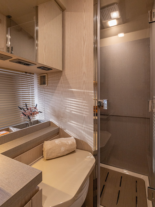 Invictus TT460 Shell Edition