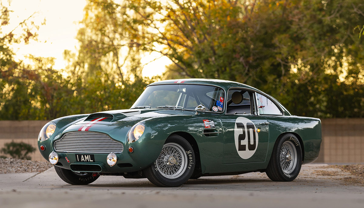 Aston martin DB4 GT Continuation
