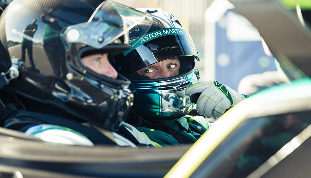 Aston Martin Expriences