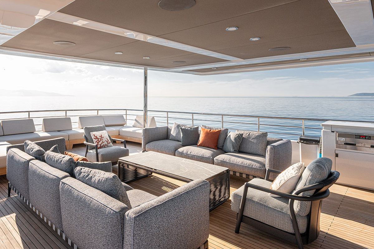 Numarine 40MXP Mitan