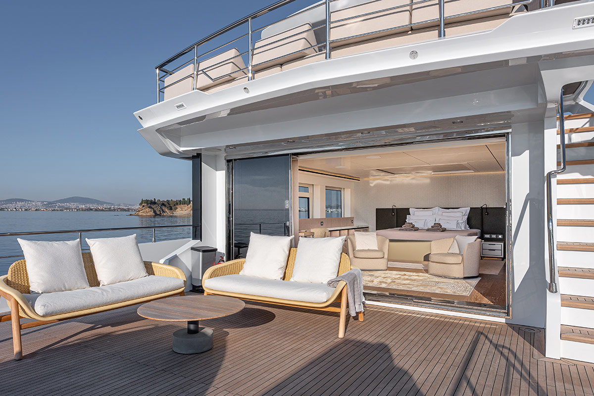 Numarine 40MXP Mitan