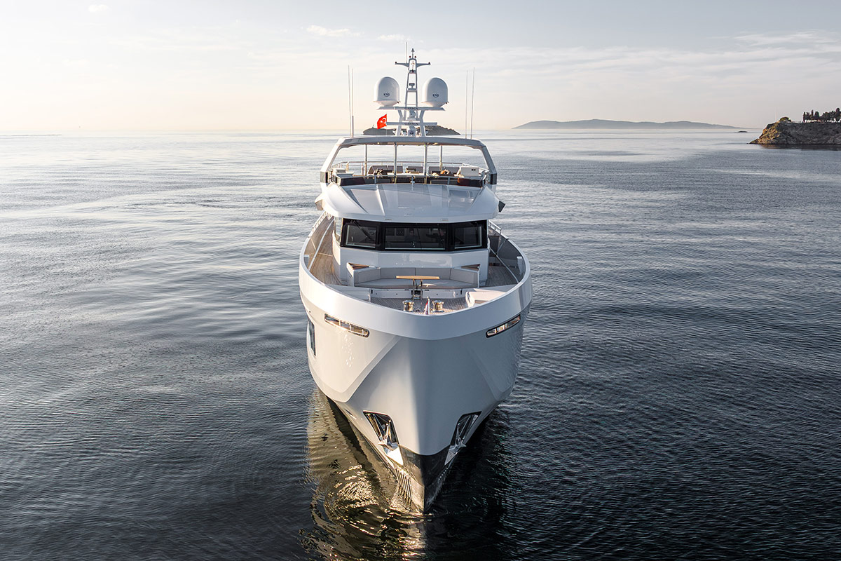 Numarine 40MXP Mitan