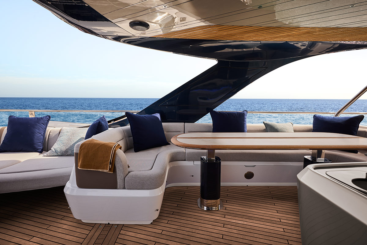 Galeon 620 Fly