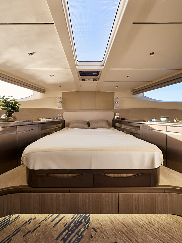 Galeon 620 Fly