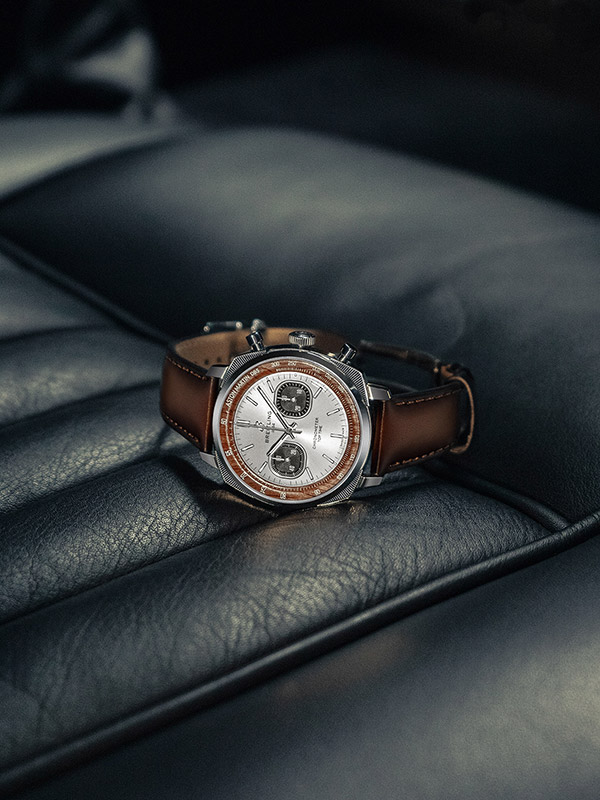 Top Time B01 Chronograph 41 Aston Martin DB5