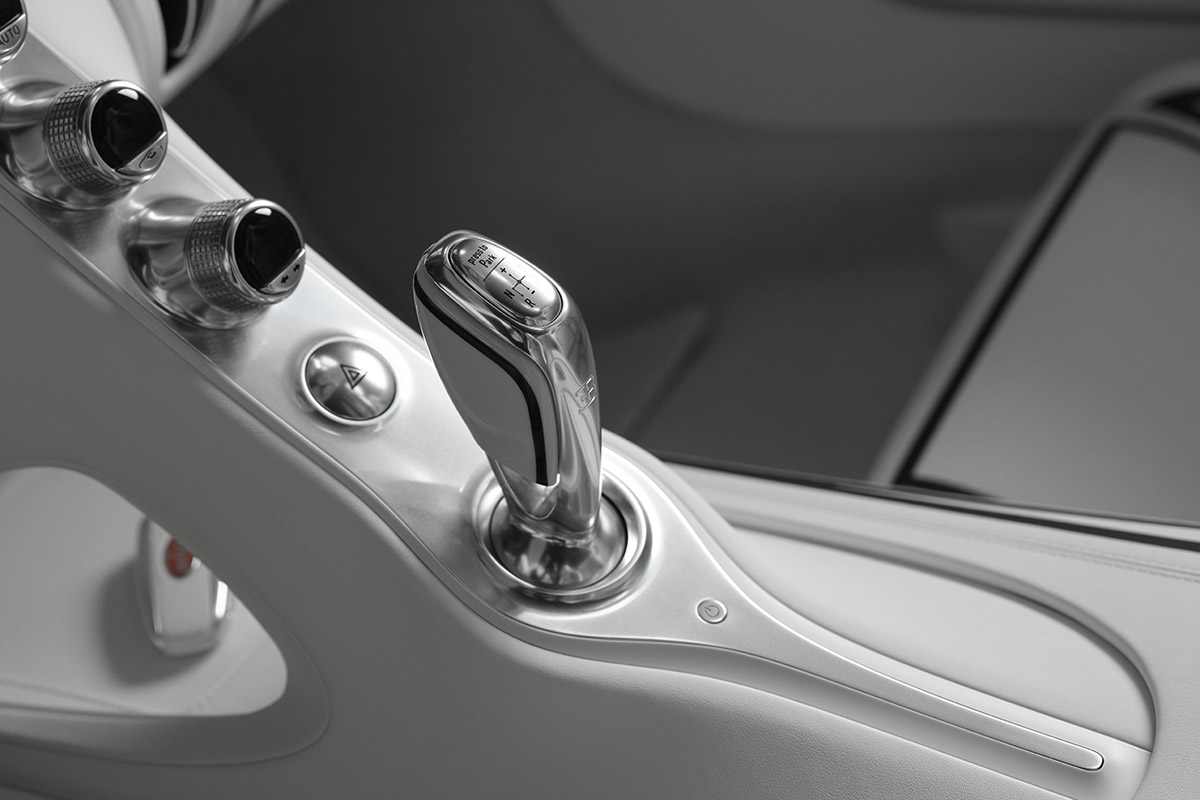 W16 Mistral Blanc Éternel