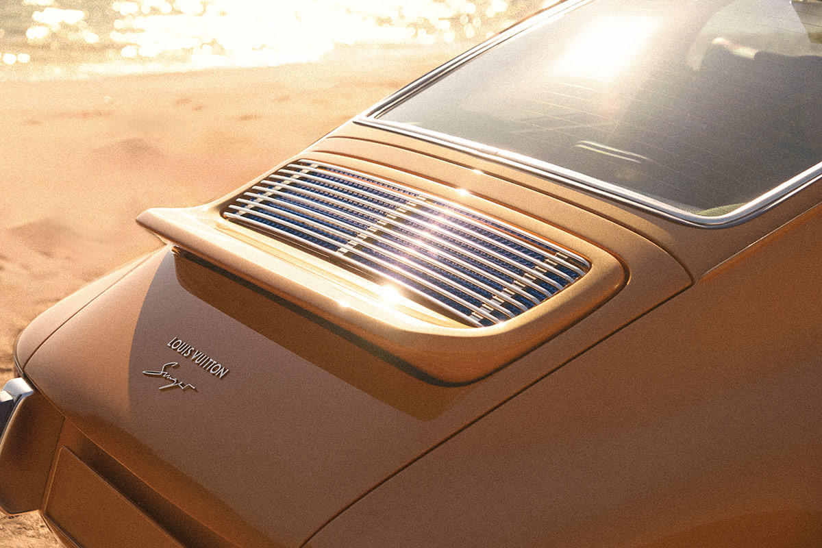 Louis Vuitton Singer