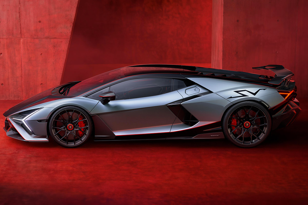 Revuelto SV