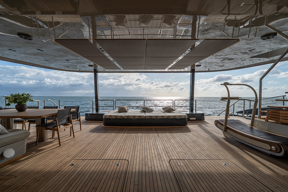 Sunreef 100 Eco