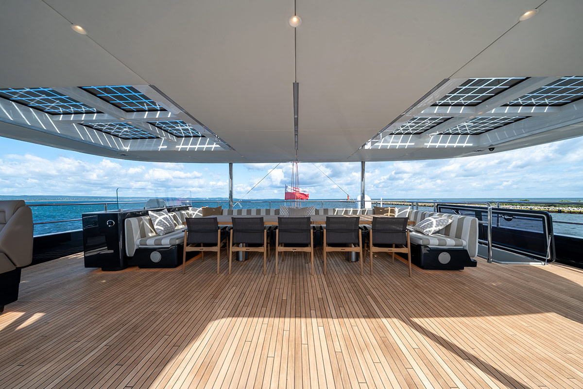 Sunreef 100 Eco