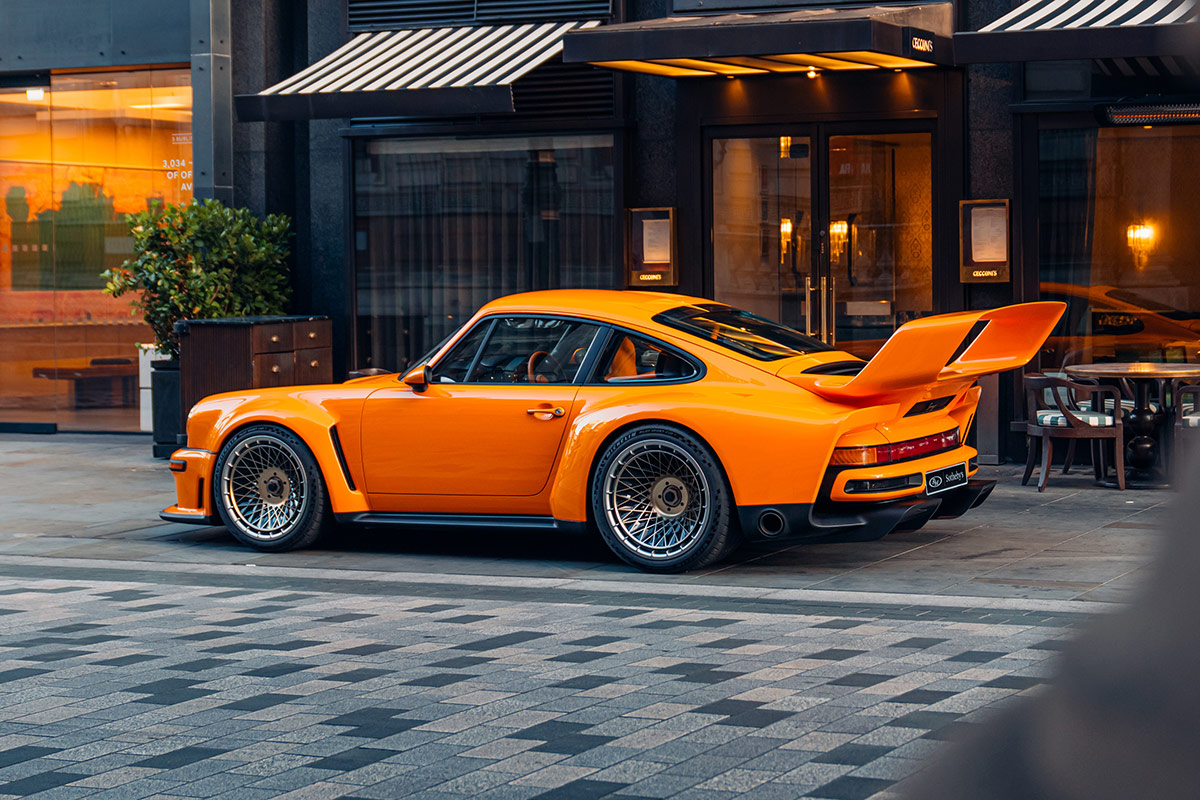 911 DLS Turbo Firefly Commission